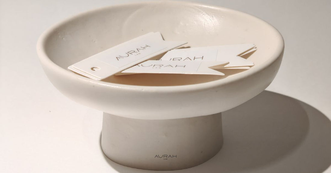 Aurah Lab - Diario Sensoriale, artigianato e rituali di calma con candele e design Jesmonite.