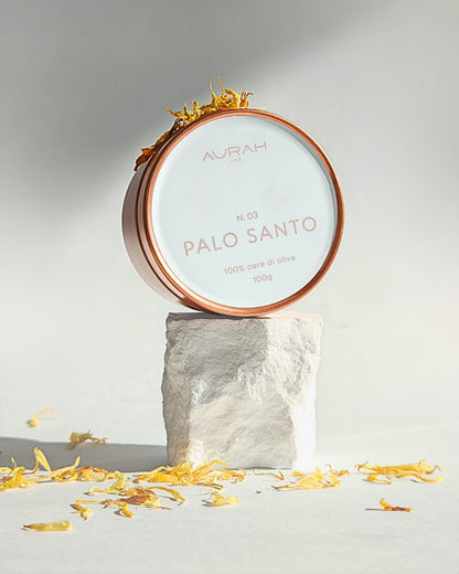 Candela travel Aurah Lab al Palo Santo in cera di oliva, in barattolo di alluminio rose gold