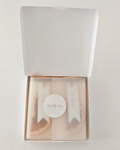 Gioielli Botanici Zagara & Arancia Aurah Lab - set da 2 profumatori artigianali in cera di oliva con scorze d'arancia essiccata, ideali per armadi e cassetti